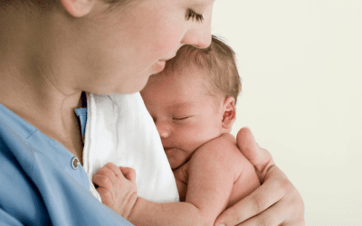 Arrivée du nouveau-né : les tâches à accomplir côté assurance